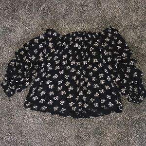 Off the shoulder long sleeve shirt